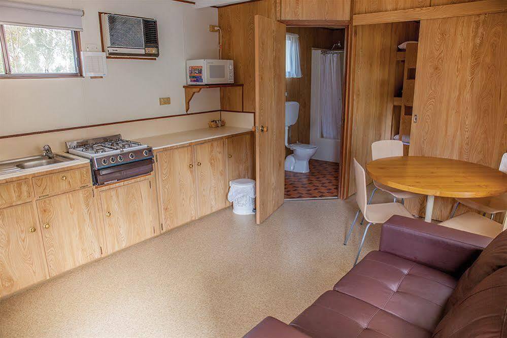 Hotel Crystal Brook Tourist Park Doncaster East Esterno foto